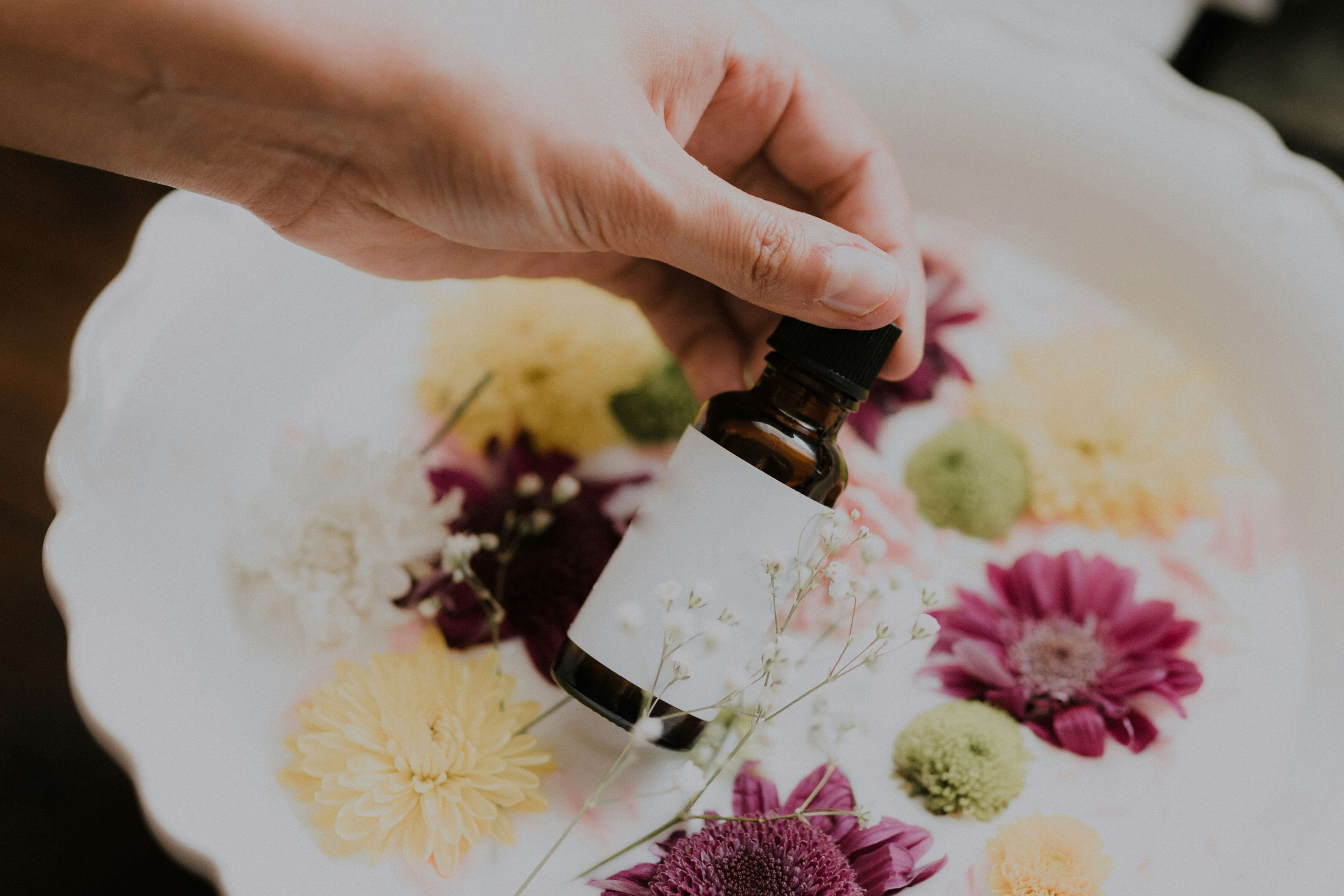aromatherapy-blending-workshop.jpg